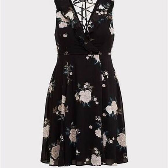 Torrid Black Floral Chiffon Sleeveless Skater Mini Dress Plus Size 14 - Picture 3 of 9